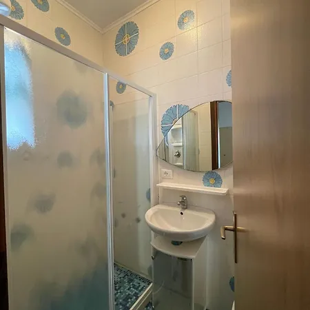 Apart Otel Foscolo For Family 4*