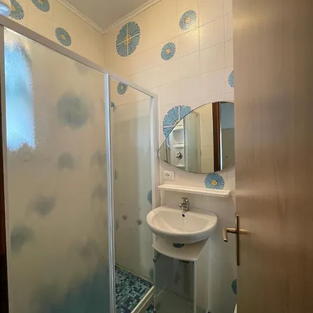 Apart Otel Foscolo For Family 4*