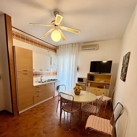Apart Otel Foscolo For Family Lido di Jesolo