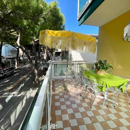 Apart Otel Foscolo For Family